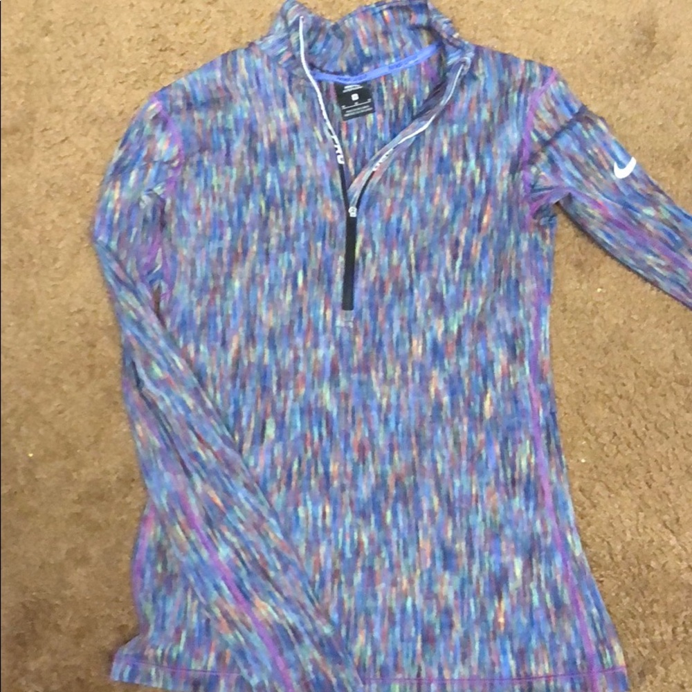 Women’s size M Nike dri fit 1/4 zip pullover.